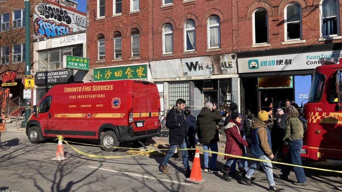 Επαγγελματικό όχημα υπηρεσίας στον δρόμο (ενδεικτική εικόνα).